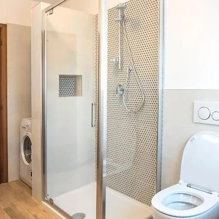 N230 - Numana, Nuovissimo Trilocale Con Giardino * Нумана